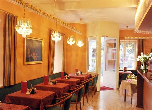 Hotel Vier Jahreszeiten Salzburg Eksteriør bilde